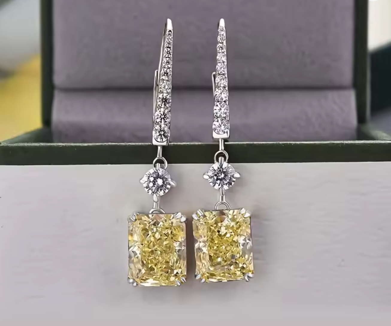 Luxury Yellow Cubic Zirconia Dangle Earrings for Women